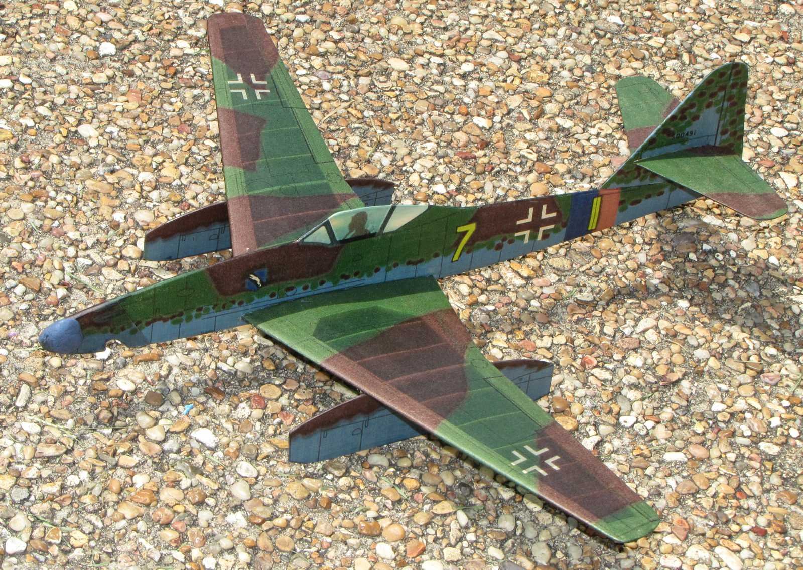 Me 262 Jet Cat illus